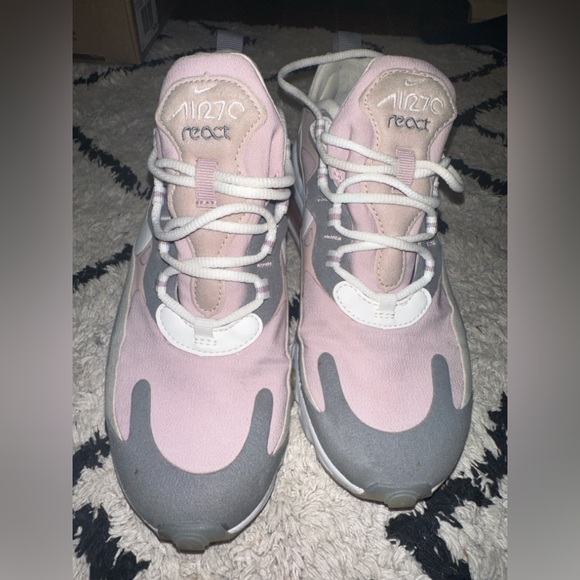 Nike Air Max 270 React - Picture 4 of 8